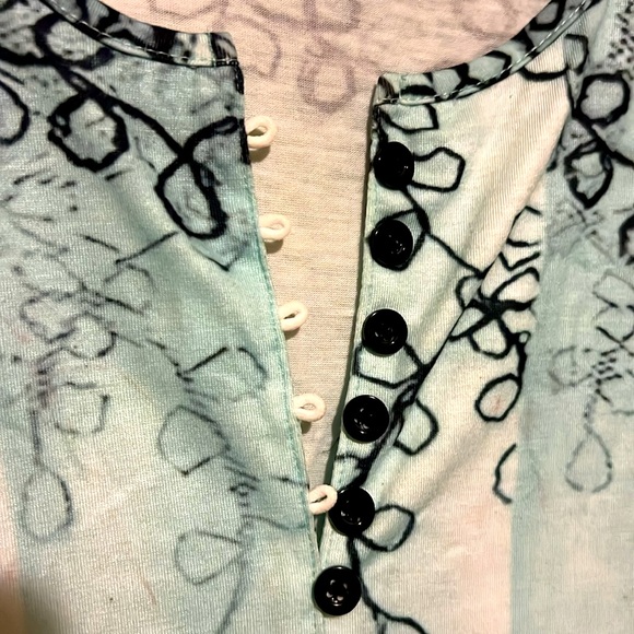 L Turquoise Blouse with Ornament and Front Buttons LongSleeve V-Neck Tunic Shirt - Picture 6 of 8